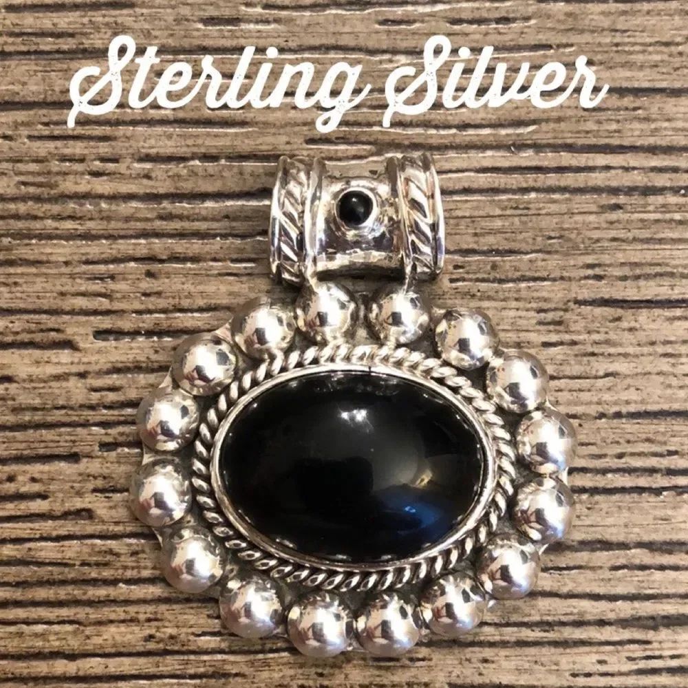 Vintage Sterling Silver & Black Oval Pendant